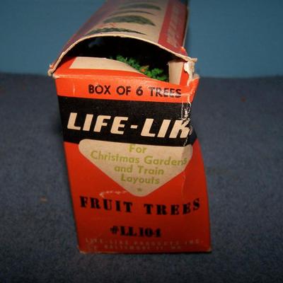 LOT 181 COLLECTABLE LIFE LIKE TREES in boxes