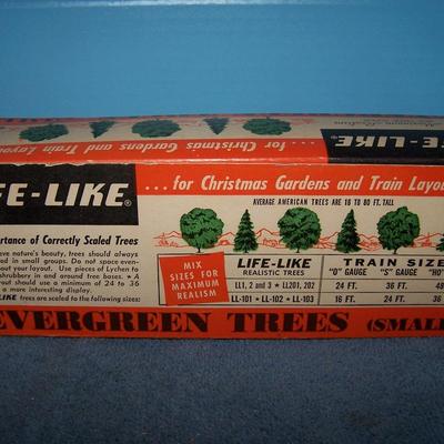 LOT 181 COLLECTABLE LIFE LIKE TREES in boxes