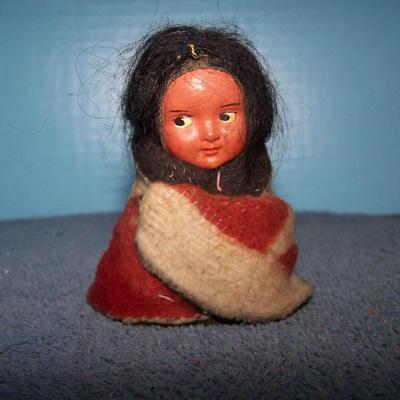 LOT 182 BEAUTIFUL NATIVE AMERICAN DOLLS-- SKOOKUM PINCUSHION