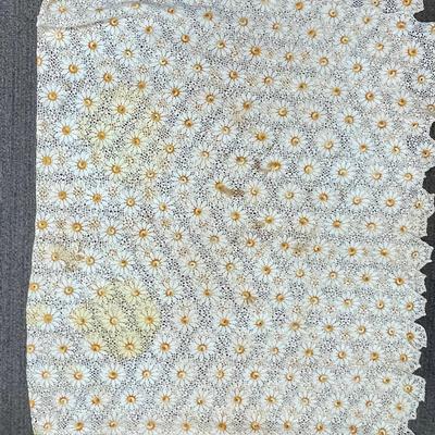 Antique crocheted yellow daisy 70” x 44” bedspread