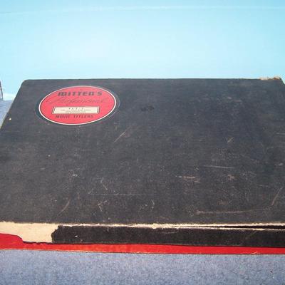 LOT 190 WONDERFUL VINTAGE MITTEN'S PROFESSIONAL TITLERS