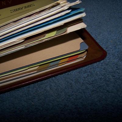 LOT 192 AMAZING VINTAGE CARPENTER'S PAPER CO CATALOGS in CASE
