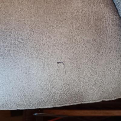 VERY NICE POWER DOUBLE RECLINER
