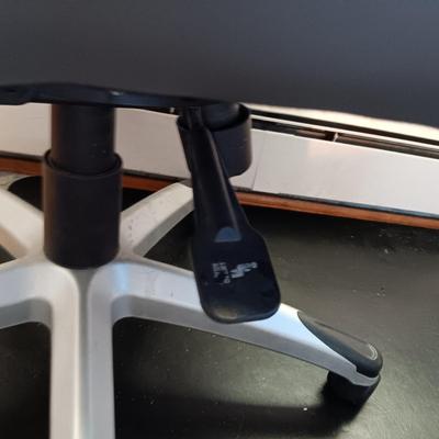 ADJUSTABLE DESK CHAIR AND A SIMPLE ADJUSTABLE DESK