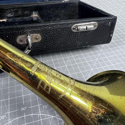 BESSON 2-20 Trumpet With Case 