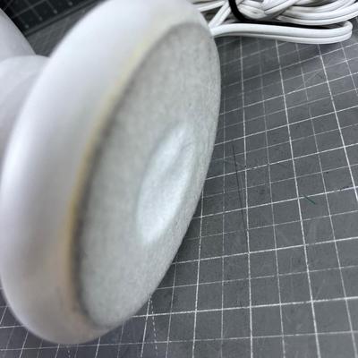 Alabaster White Lamp (HEAVY!) NICE!