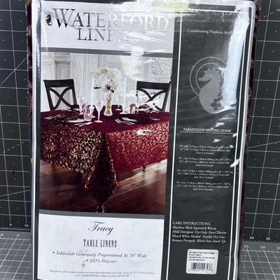 Waterford Tracy Table Clothe NEW 