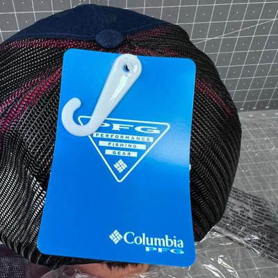2 NEW Columbia Snapback Hats fish-flag NEW 