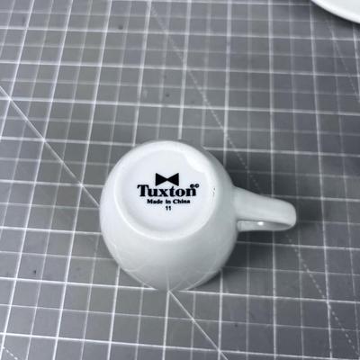 White Tea Pot with Espresso Cups 