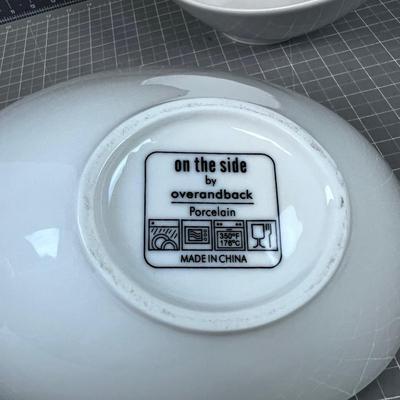 2 Ovenware Porcelain Dishes 