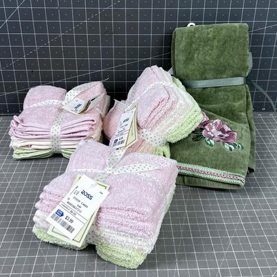 NEW Wash Cloth and Hand Towels 