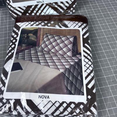 2 VINTAGE Flat Sheets Double Size Brown NEW