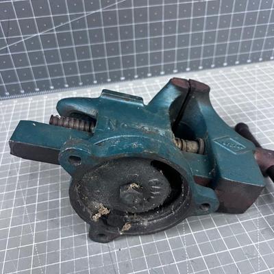 Littlestown Antique Bench Vice No. 25 