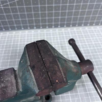Littlestown Antique Bench Vice No. 25 
