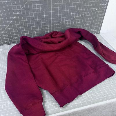 ARIAT Woman's Size Small NEW with Tags HOODIE