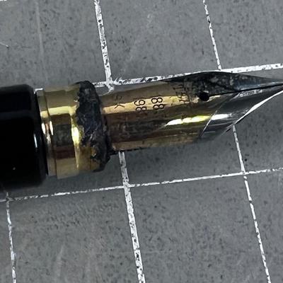 Waterman Fountain Pen 18k Gold Nib 