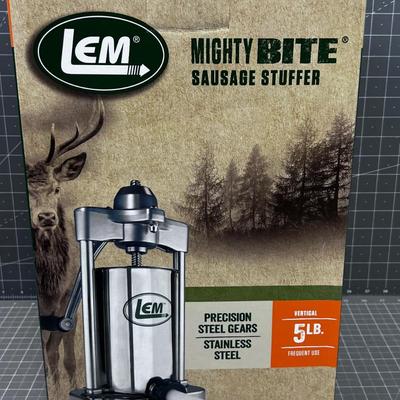 LEM 5 Pound Sausage Stuffer 