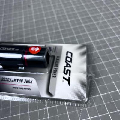 Coast Brand New Flash Light NEW in the Package 