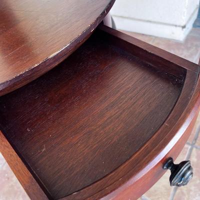 Mahogany Round Occasional Table 