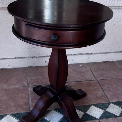Mahogany Round Occasional Table 