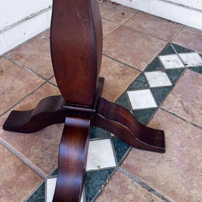 Mahogany Round Occasional Table 