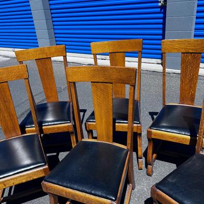 Antique Oak 'T' Back Chairs 6 total
