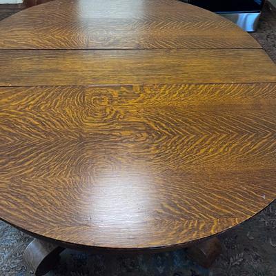 Antique OAK Dining Table w/Leaves