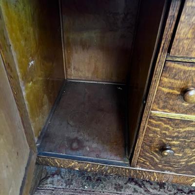 Antique OAK Sideboard Buffet w/Mirror
