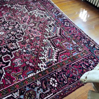 Heriz Hand Woven Carpet
