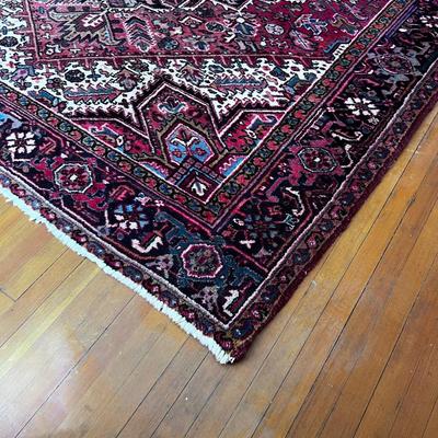 Heriz Hand Woven Carpet