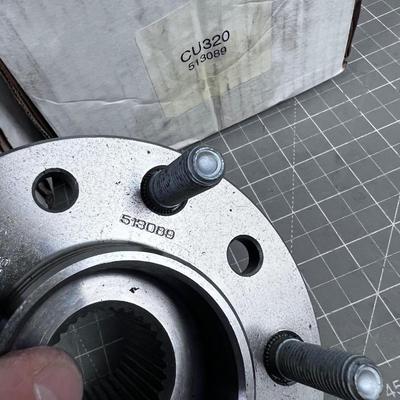 Pair of BMW or Mercedes Wheel Hubs