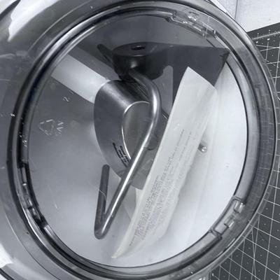BOSCH Universal Plus 800 Watt with Mixing Bowl and Slicer Blades 