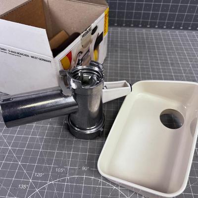 BOSCH Meat Grinder Attachment, NEW not used. 