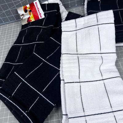 6 NEW Kitchen Aid Towels 