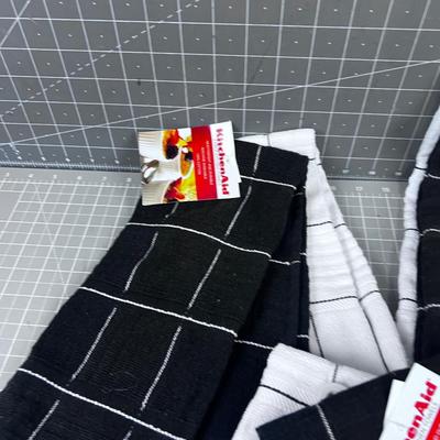 6 NEW Kitchen Aid Towels 