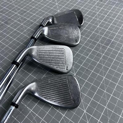 4 Calloway Irons: 4, 5, 7 & 8 Golf it Up! 