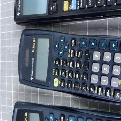 Texas Instruments Calculators (3) 