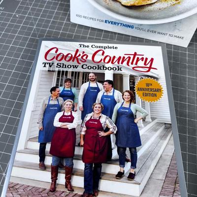 (4) Like New Cook Books NICE!~