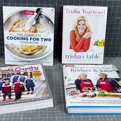 (4) Like New Cook Books NICE!~