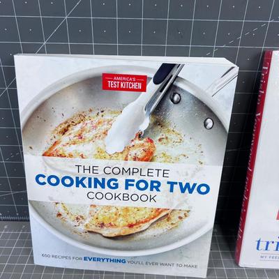 (4) Like New Cook Books NICE!~