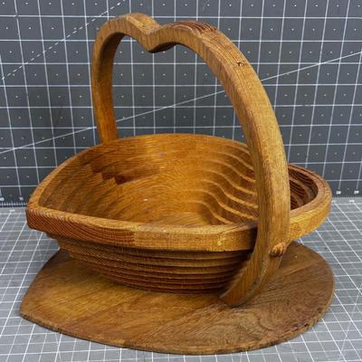 Folding Basket OAK Shaped like a Heart 