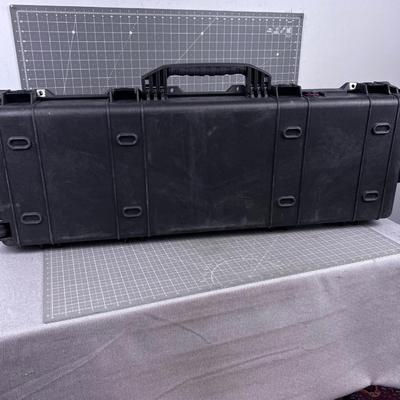 Pelican HARD case, NICE! 