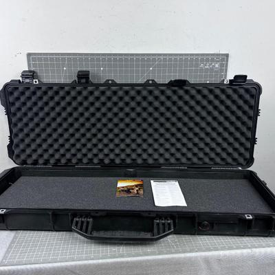 Pelican HARD case, NICE! 