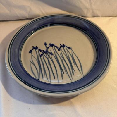 Blue and White Floral Pottery (K-DZ)