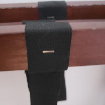 Pair of Wooden Luggage Racks (GB-KD)