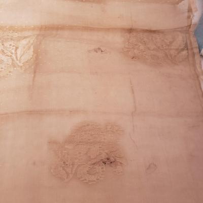 Antique-Style Plumes, Flowers and Shawl (GB-KD)