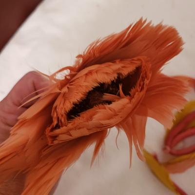 Antique-Style Plumes, Flowers and Shawl (GB-KD)