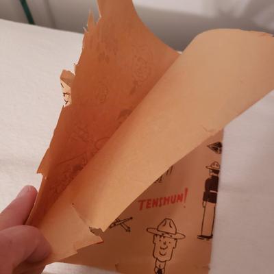 Vintage Gift Wrapping Paper (GB-KD)