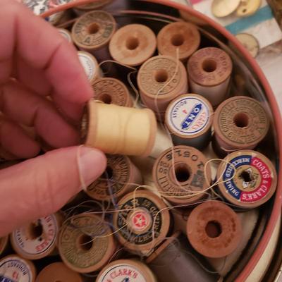 Antique Sewing and Knitting Supplies (GB-KD)