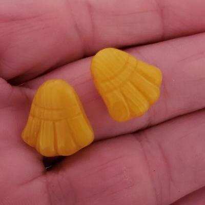 Antique Sewing and Knitting Supplies (GB-KD)